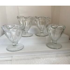 Vintage Ice Cream Sundae Dishes Clear Glass Footed Dessert Dishes Tulip Lot of 4